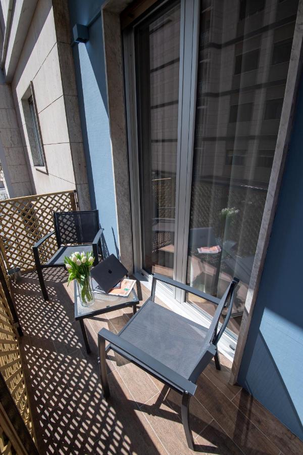 Contemporaneamente 147 - Modern & Comfort Rooms Bari Luaran gambar